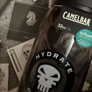 ☠️ 💧 ☠️ • CAMELBAK x Camo Style • 💧 ☠️ 💧